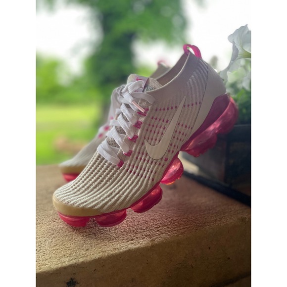 Nike Air VaporMax "Phantom/Laser Fuchsia" Women's Shoe Size|9.5 RARE - Picture 1 of 4